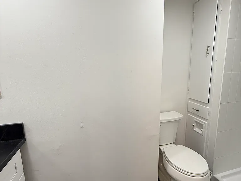 313 Essex St #105 — Photo 13