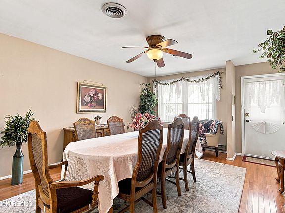 4th image of 47 Keene Street #72