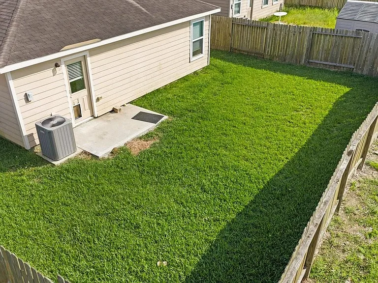 5727 Treasure Cove Rd — Photo 18