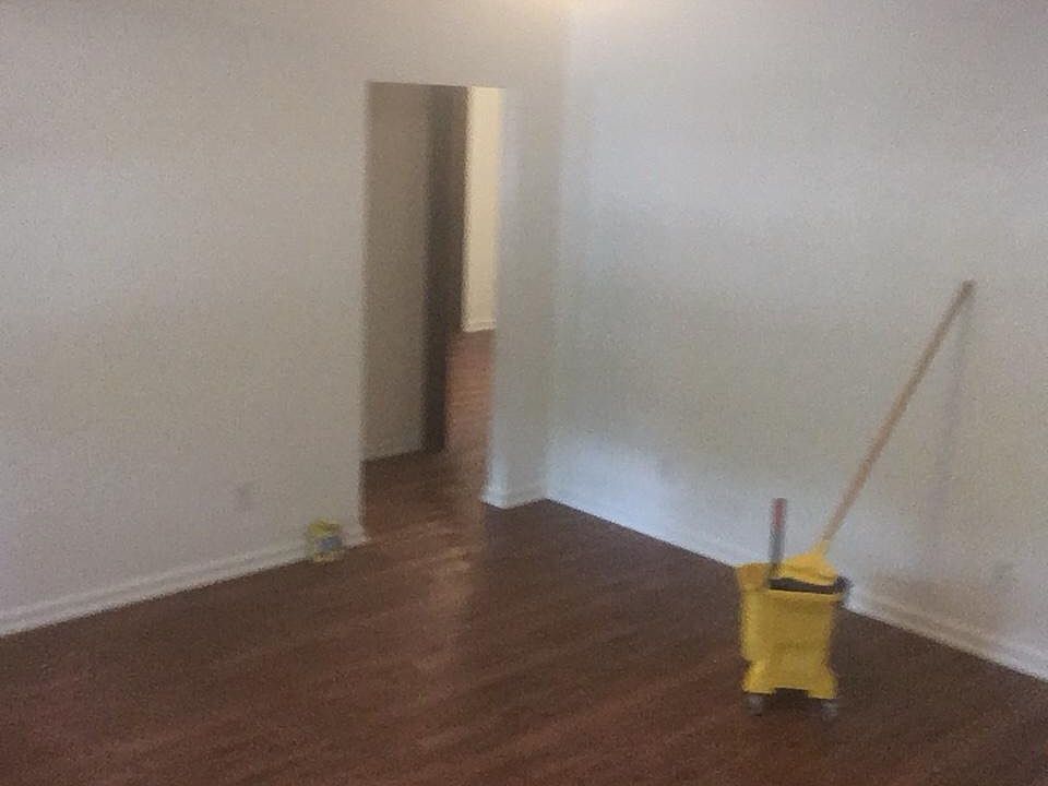 1st image of 303 Williamsburg Dr APT 6
