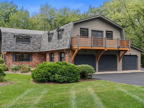 906 Bridle Ln, Cary, IL 60013