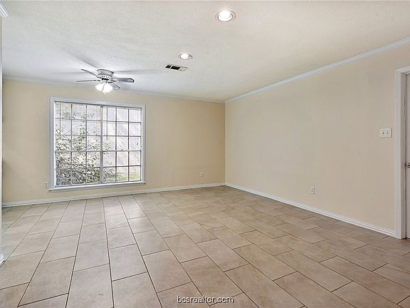 5th image of 1200 Holleman Dr