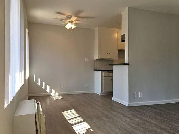 5th image of 11424 Killion St APT 5