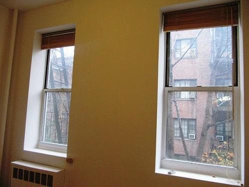 2nd image of 24 King St APT 7