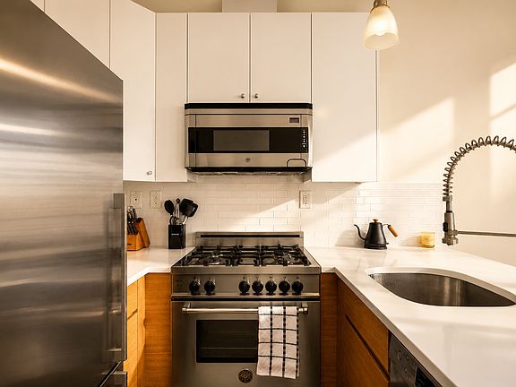 5th image of 146 Broadway #3AA