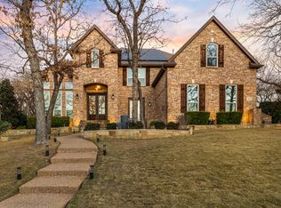 901 Briar Ridge Dr, Keller, TX 76248