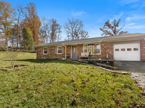 6455 W Todd Ct, North Vernon, IN 47265