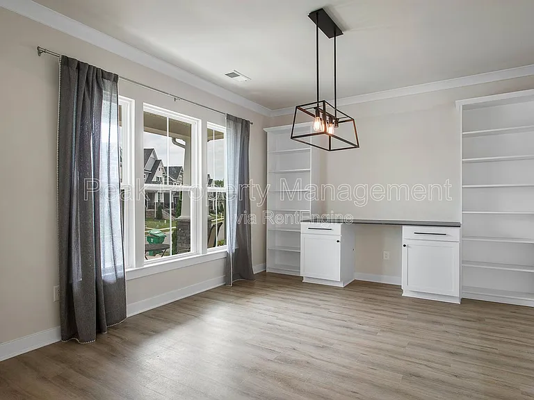 1633 Bilder Ct — Photo 11