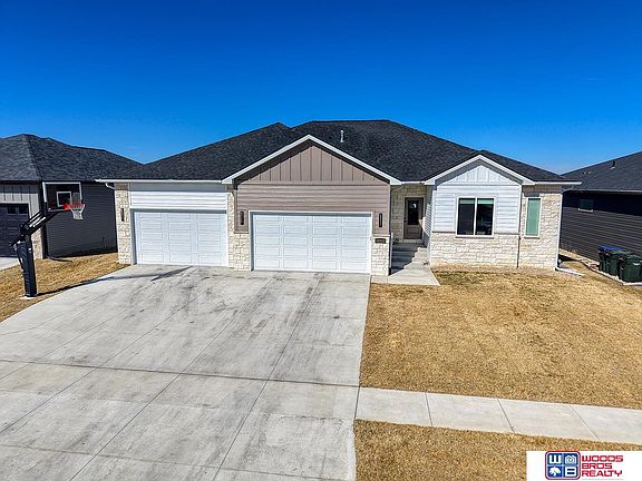 3rd image of 10520 Freedom Ln