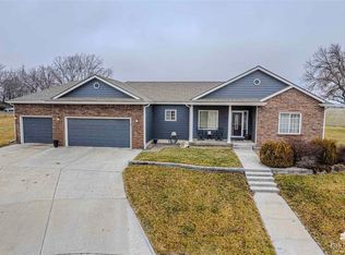 1718 NW 4th St, Abilene, KS 67410