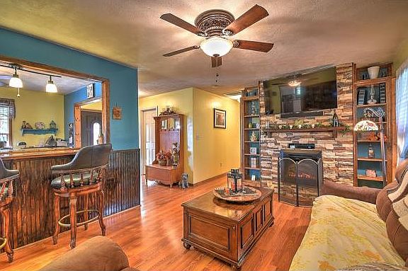 4th image of 104 Treadway Ln