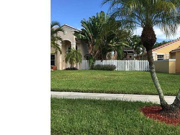 4th image of 18805 NW 13th St