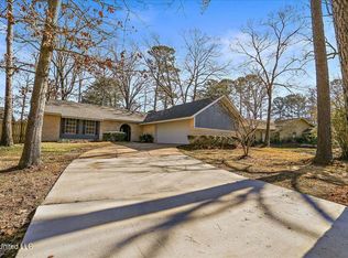 247 Bay Park Dr, Brandon, MS 39047