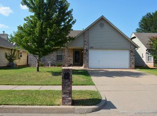 1704 W Fort Worth St S, Broken Arrow, OK 74012