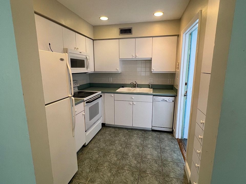 1st image of 8401 N Atlantic Ave APT I3
