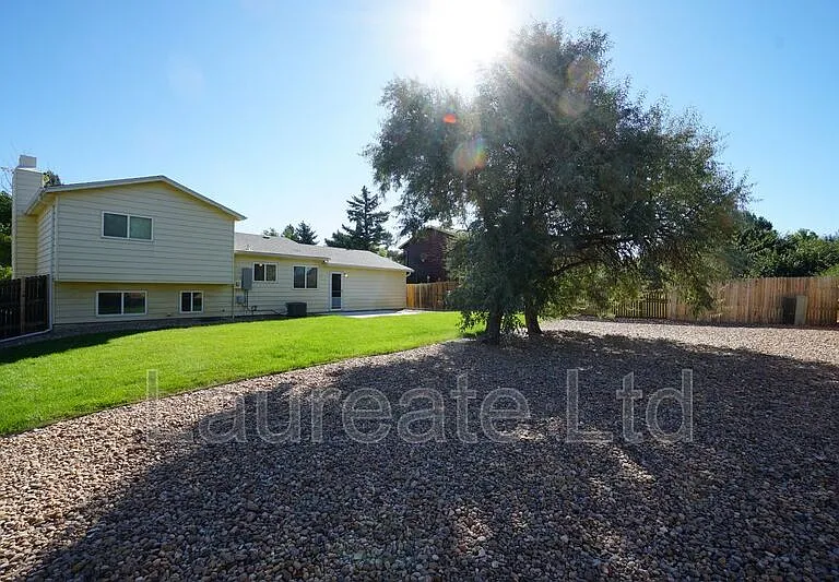 1155 Fern St — Photo 19