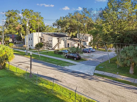 2nd image of 1005 S New York Ave APT 9