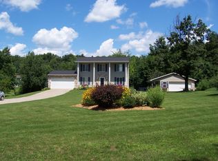 849 Hillsdale Ln, Ortonville, MI 48462