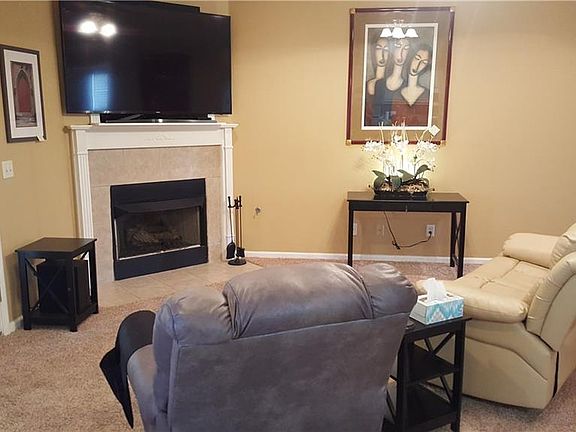 4th image of 4193 Heathersage Cir