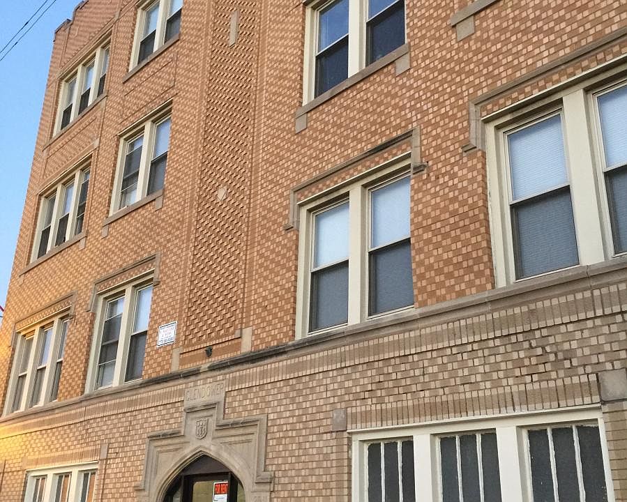 1st image of 2041 N Cicero Ave #2