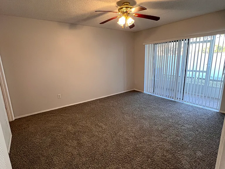 1616 Tropical Ct — Photo 14