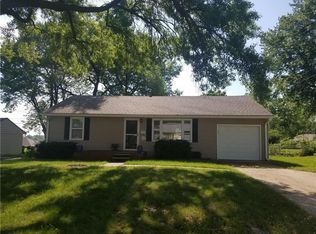 6516 N Campbell St, Gladstone, MO 64118