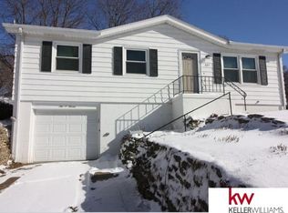 607 Terrace Ave, Bellevue, NE 68005