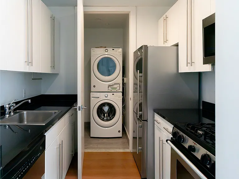 53 Park Pl #3D — Photo 8