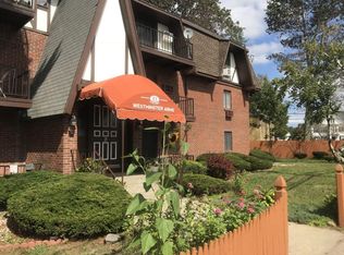 21 West St APT A1, Randolph, MA 02368