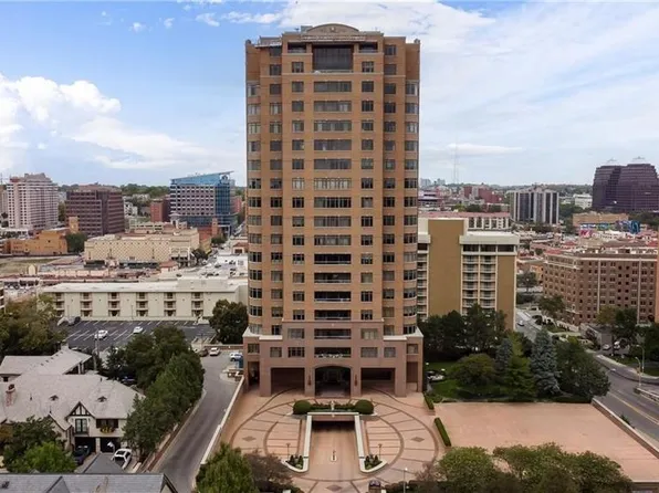 400 W 49th Ter APT 2146, Kansas City, MO 64112