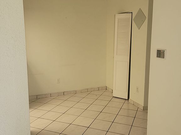 3rd image of 10786 N Kendall Dr APT D11