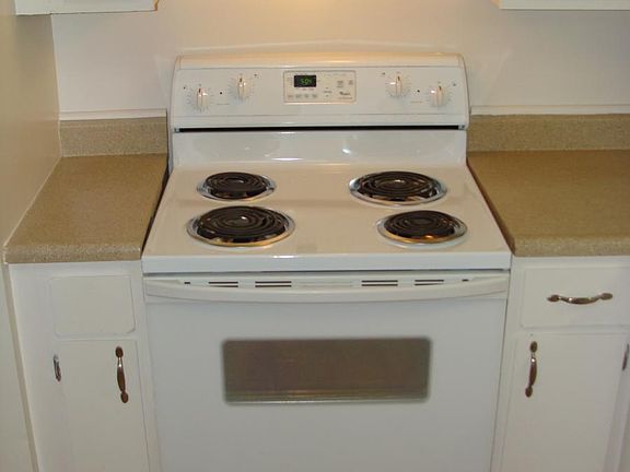 4th image of 1638 Lancashire Ct APT H