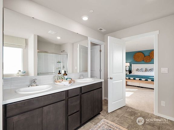5th image of 18732 Emmons Court E #1084