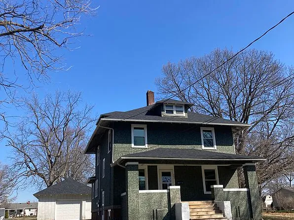 507 W Ann St, Knoxville, IL 61448
