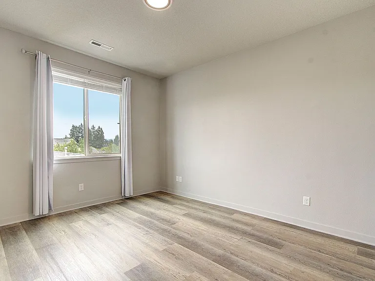 13000 NE 24th Cir — Photo 22