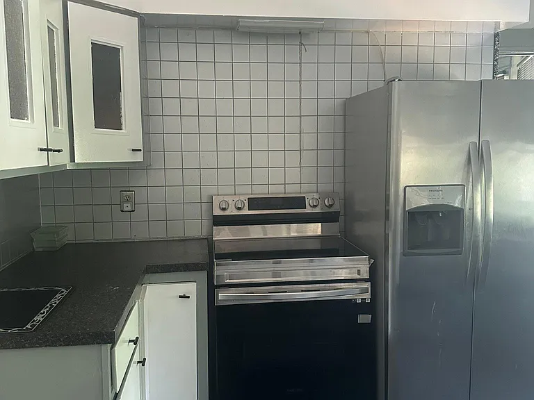 20 Compton St — Photo 2