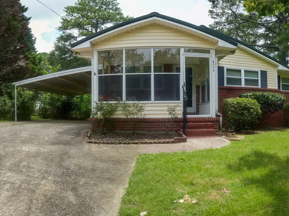 1215 Wilson Cir, Leeds, AL 35094