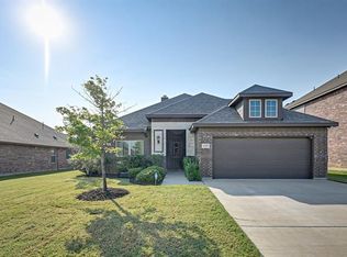 1005 Copperleaf Dr, Mansfield, TX 76063