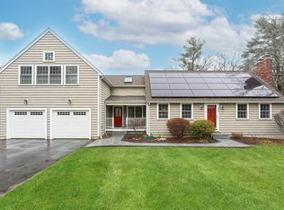 253 S Walpole St, Sharon, MA 02067