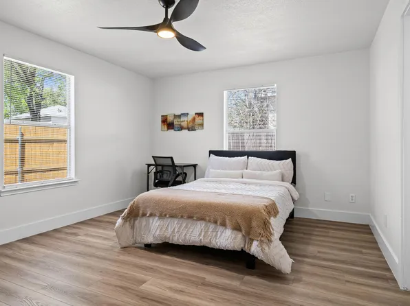 (undisclosed Address), San Marcos, TX 78666