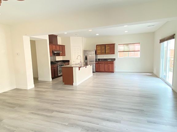 5th image of 5619 Aspen Heights Dr