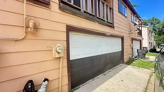 3 bed, 2.5 bath, 1516 sqft, $1,500 — Photo 1