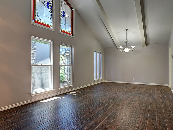 4th image of 121 Garrapata Ln