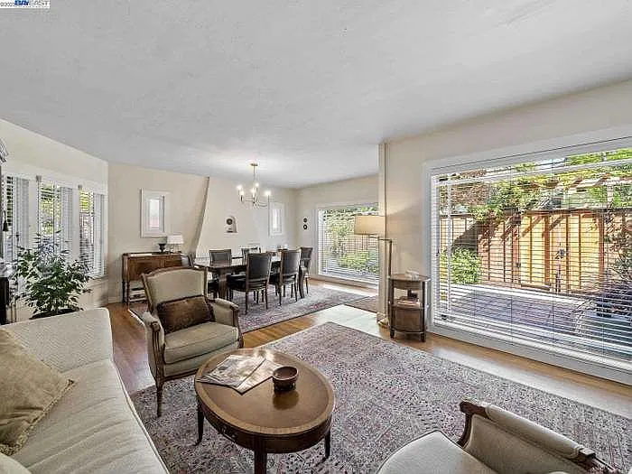 769 Vincente Ave — Photo 4