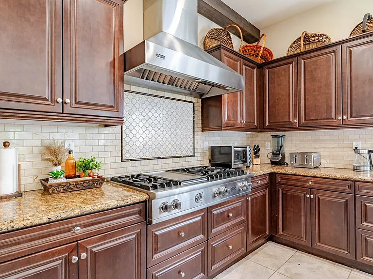10817 W Stallion Ranch Rd — Photo 17