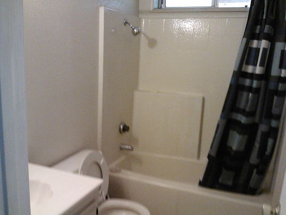 4th image of 394 S Prospect Ave