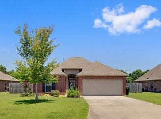 21023 Brighton Cove Dr, Ponchatoula, LA 70454