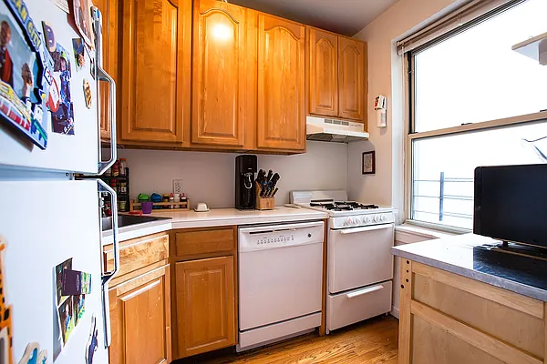 Rented by Berman Realty | media 21