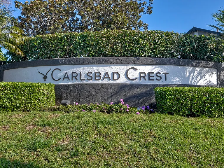 6904 Carnation Dr — Photo 4