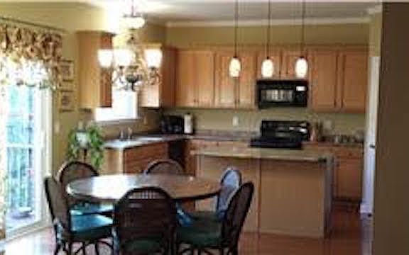 4th image of 7512 Woodstream Dr